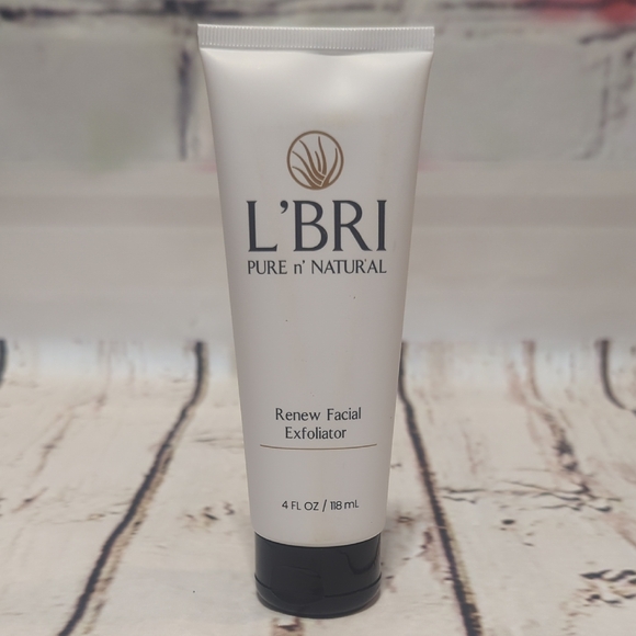 Pure n' Natural Renew Facial Exfoliator - White - Picture 1 of 2